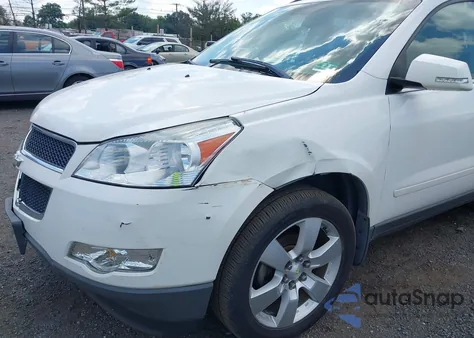 2012 Chevrolet Traverse 1Lt z USA, uszkodzony, nr VIN 1GNKRGED8CJ295762
